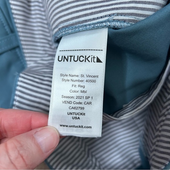 UNTUCKit Blue Flat Front Shorts Preppy 9" Chino Shorts Size 34 - Picture 4 of 13